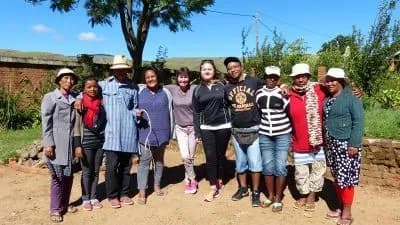 Madagascar Autrement s'implique avec les associations locales
