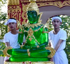 Un Monde Autrement au Laos