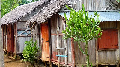 Maison traditionnelle malgache.